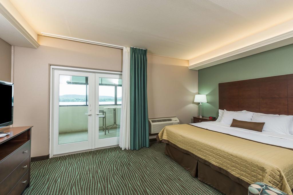 Hotel Baymont By Wyndham Bellevue Exterior foto